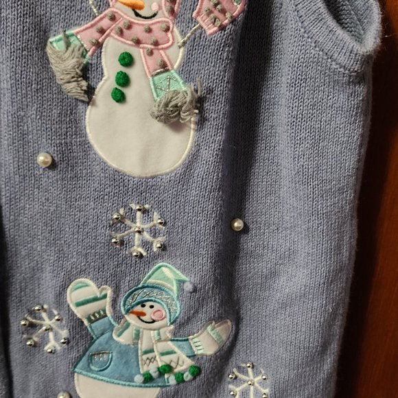 Women's Petite CB Collections Embroidered Snowman Zip Up Sweater Vest - Picture 5 of 9